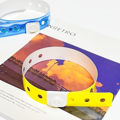 На заказ PVC браслеты на заказ Логотип цвет Виниловый PVC Активность рекламного мероприятия Браслет браслет
