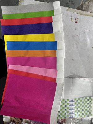 Мероприятие Заказные браслеты Tyvek Штрих-коды Номерированные водонепроницаемые Басейн Партия идентификация Вход Допуск Бумажные браслеты